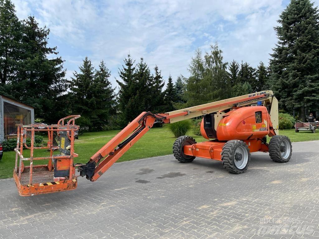 JLG 600 AJ Körüklü personel platformları