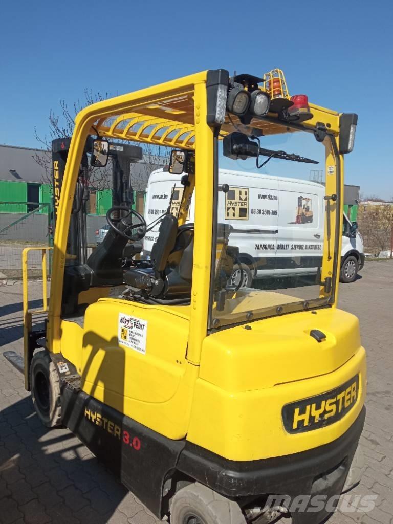 Hyster J 3.0 XN Elektrikli forkliftler