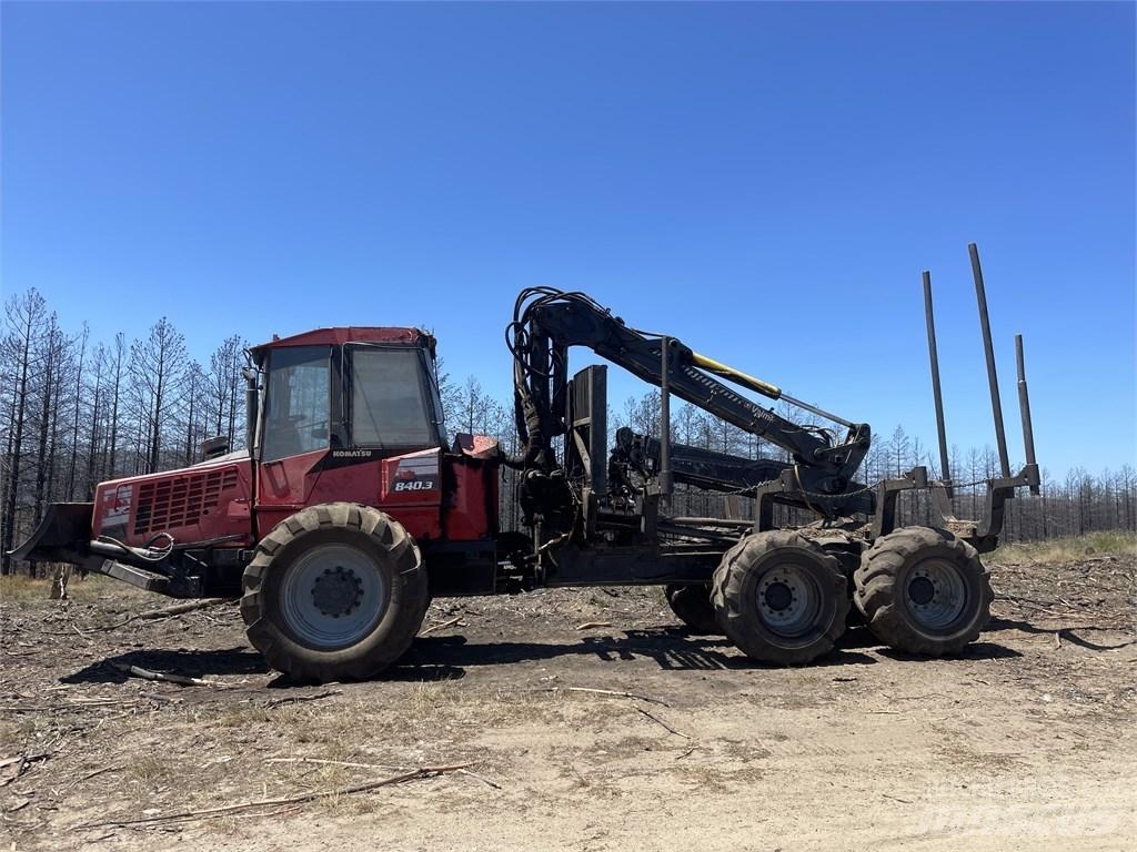 Valmet 840.3 Tomruk yükleyici traktörler