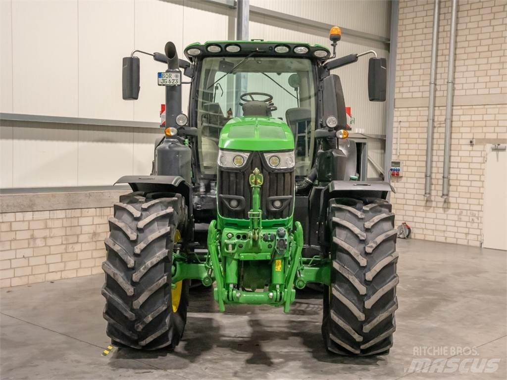 John Deere 6230R Traktörler