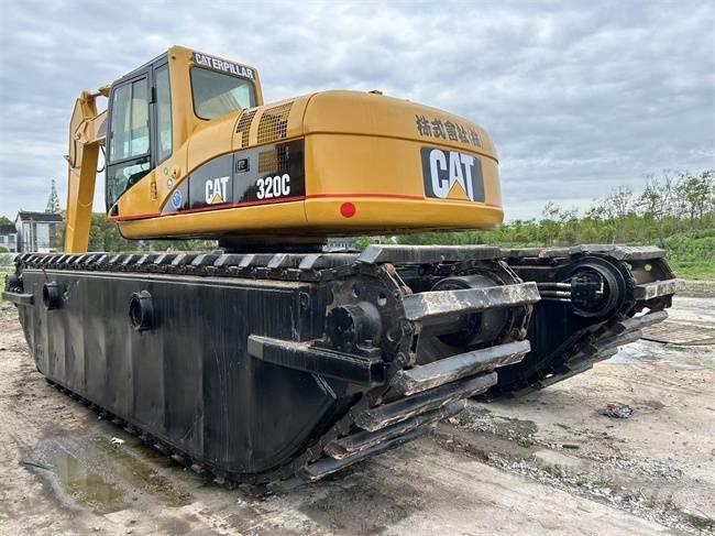 CAT 320 C Amfibi Ekskavatörler