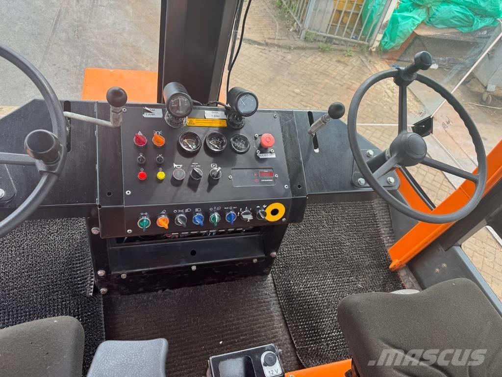 Dynapac CS 142 Çift tamburlu silindirler