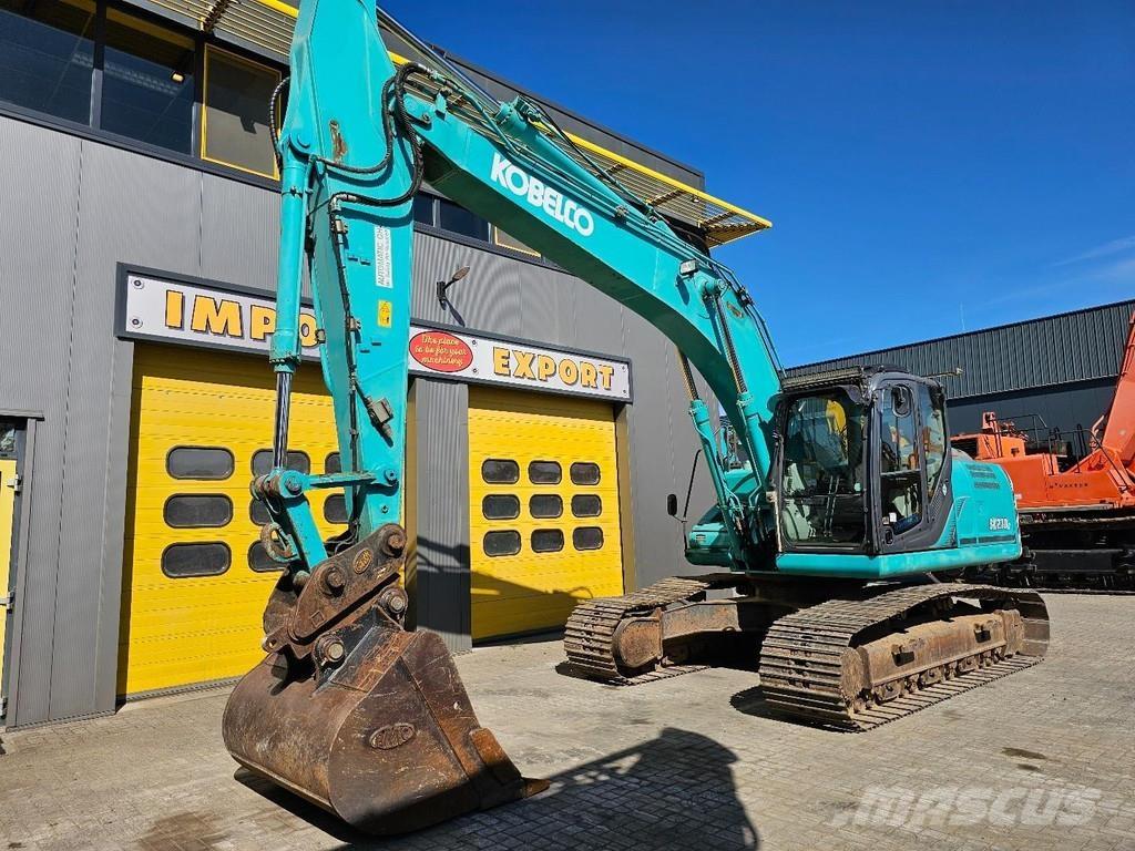Kobelco SK210LC-9 Paletli ekskavatörler
