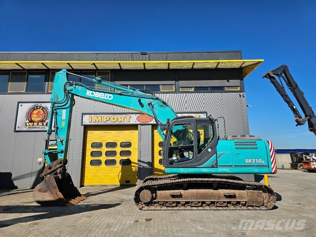 Kobelco SK210LC-9 Paletli ekskavatörler