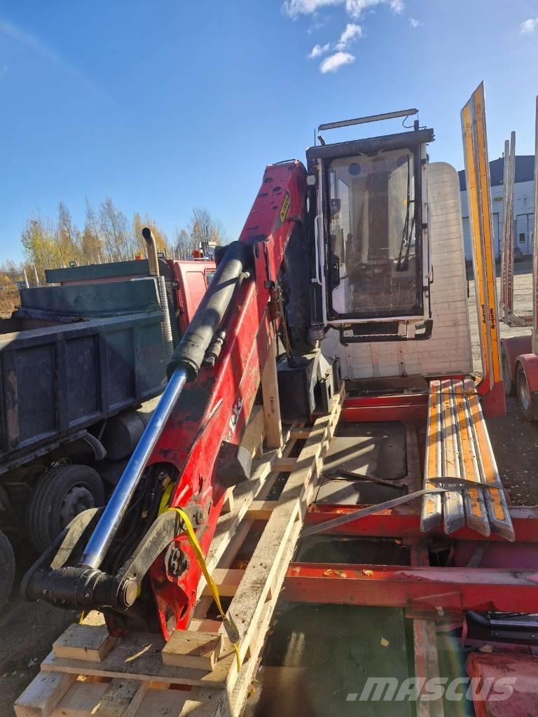 Epsilon M 12 L 97 Tomruk vinçleri