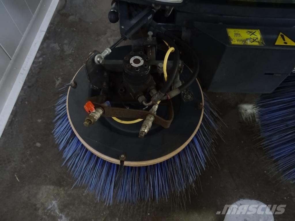 Dulevo 200 Quattro Cadde süpürücüler