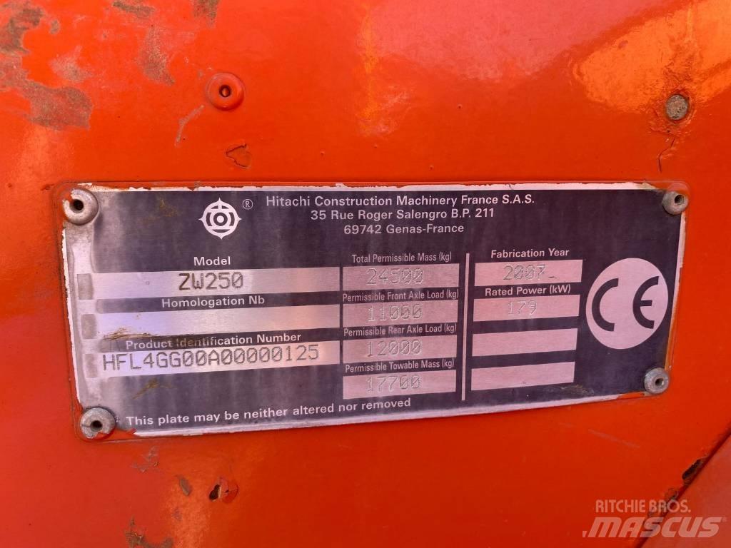 Hitachi ZW 250 Tekerlekli yükleyiciler