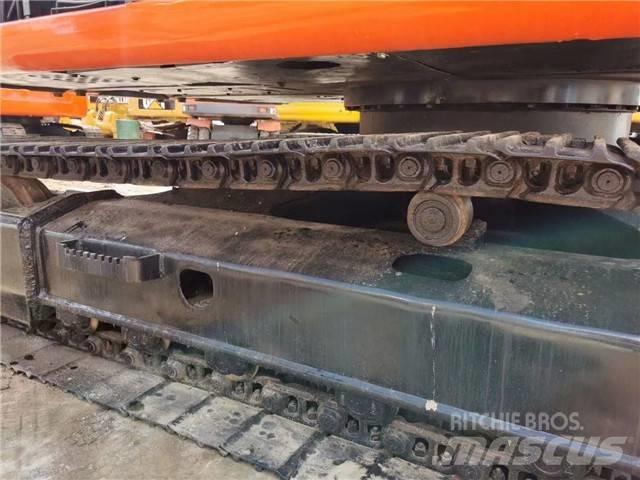 Hitachi EX 120 Paletli ekskavatörler