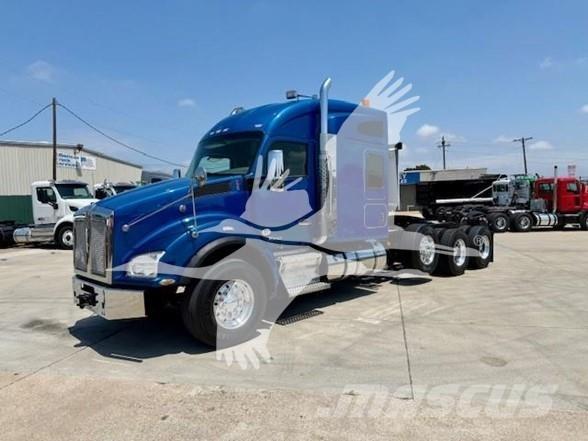 Kenworth T880 Çekiciler