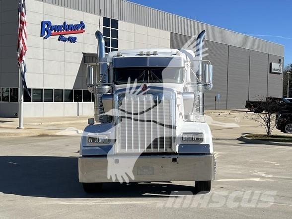 Kenworth W900 Çekiciler
