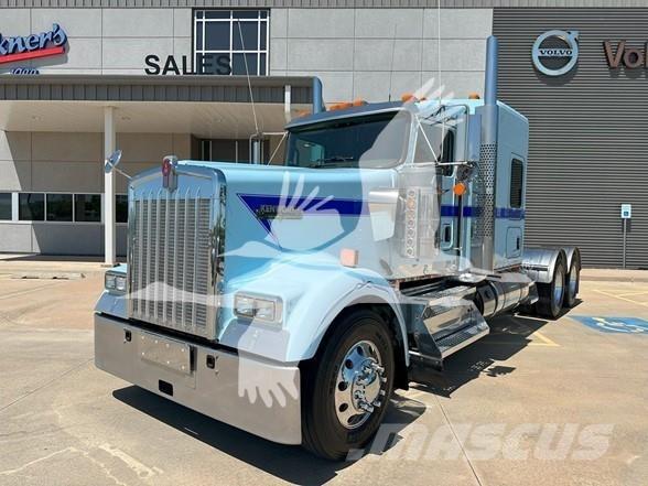 Kenworth W900L Çekiciler