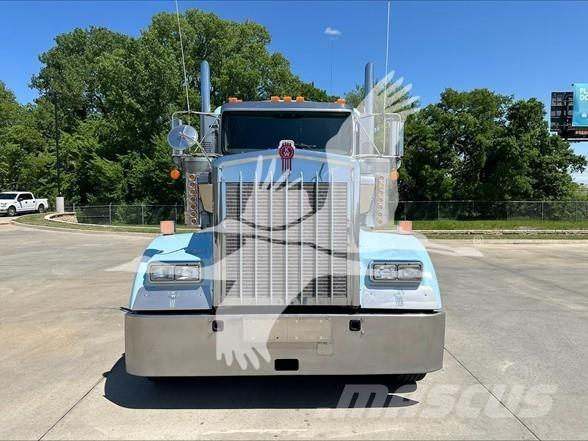 Kenworth W900L Çekiciler
