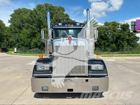 Kenworth W900L Çekiciler