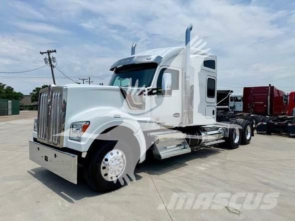 Kenworth W990 Çekiciler