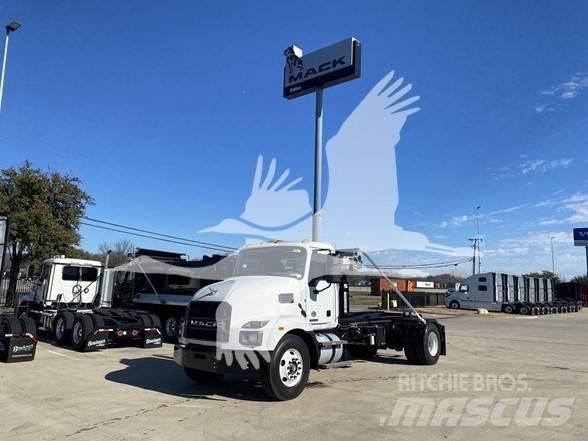 Mack MD6 Diger