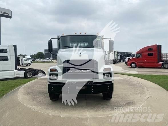 Mack MD6 Flatbed kamyonlar