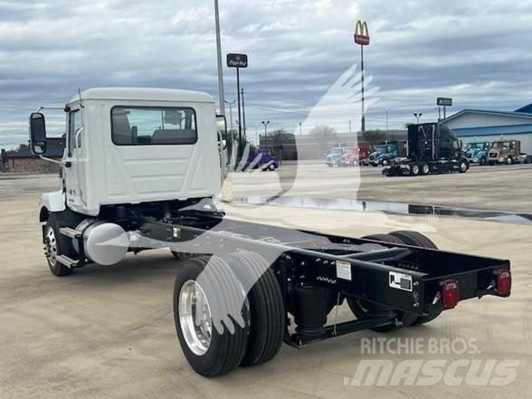 Mack MD6 Diger