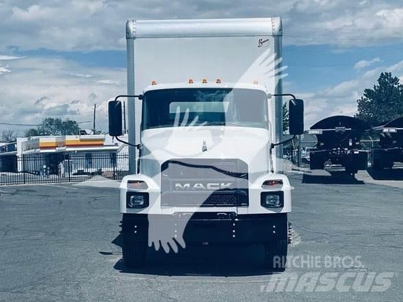 Mack MD6 Diger