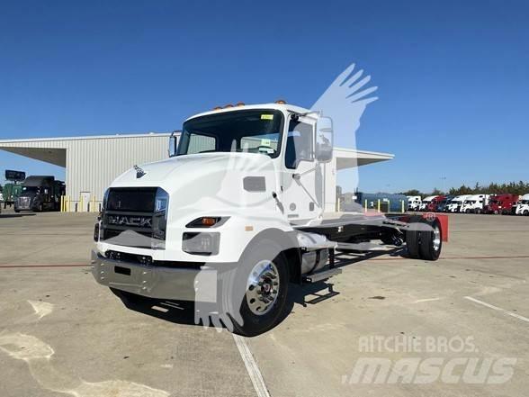 Mack MD6 Çekiciler