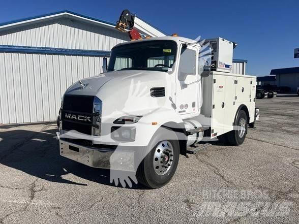Mack MD6 Diger