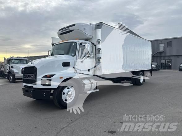 Mack MD6 Diger
