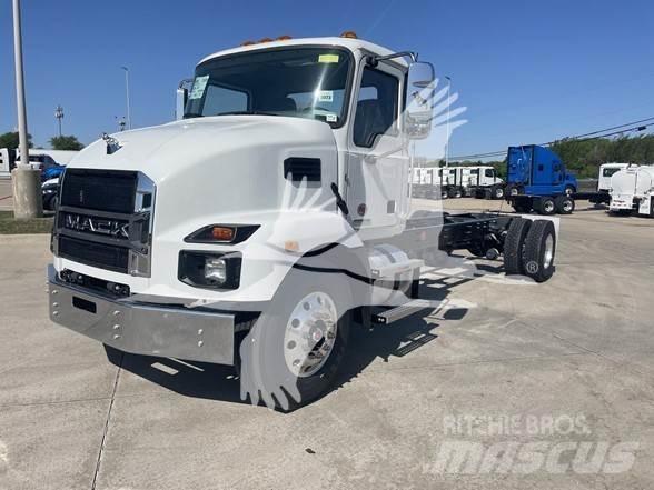 Mack MD6 Çekiciler