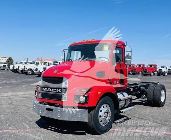 Mack MD6 Çekiciler