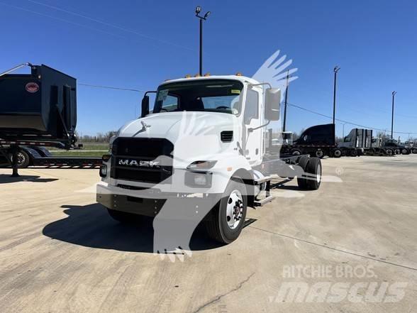 Mack MD6 Çekiciler