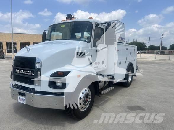 Mack MD6 Diger