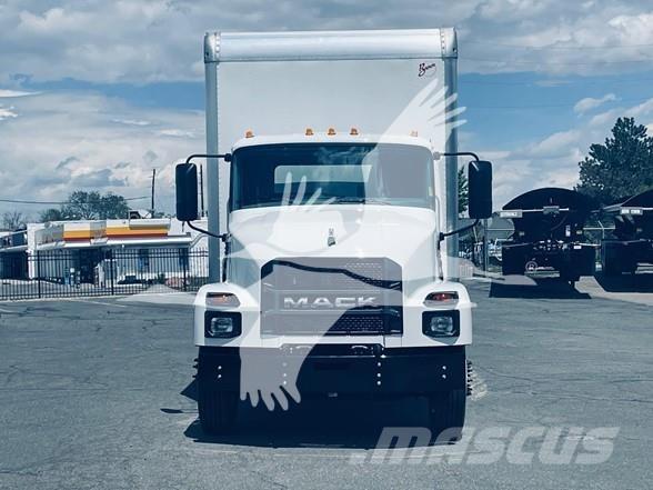 Mack MD6 Diger