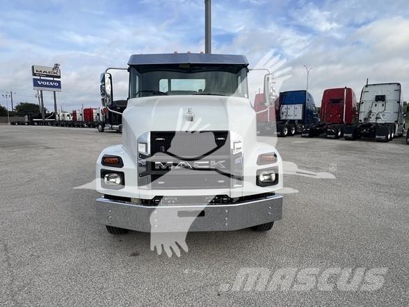 Mack MD6 Diger