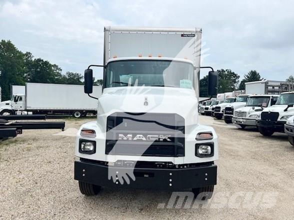Mack MD6 Diger