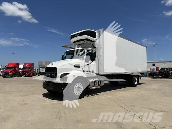 Mack MD6 Diger
