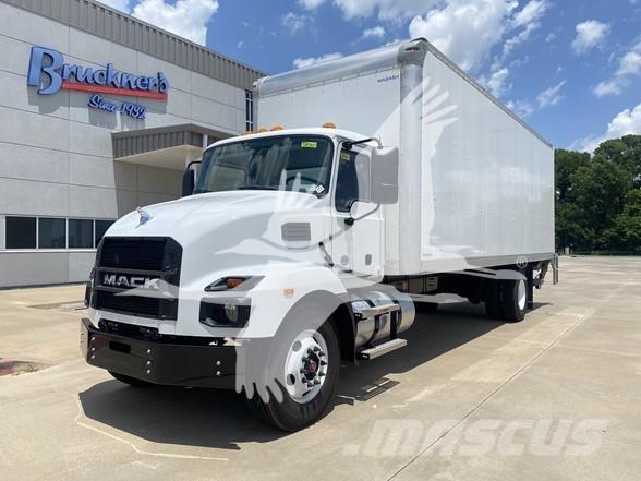 Mack MD6 Diger