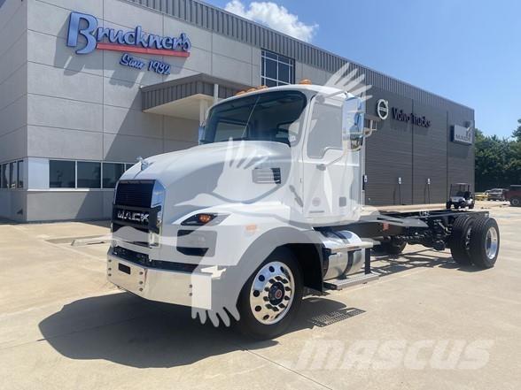 Mack MD6 Çekiciler
