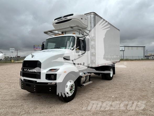 Mack MD6 Diger