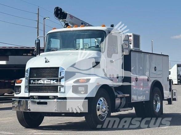 Mack MD6 Diger