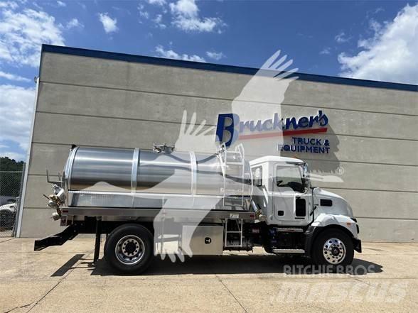 Mack MD7 Diger