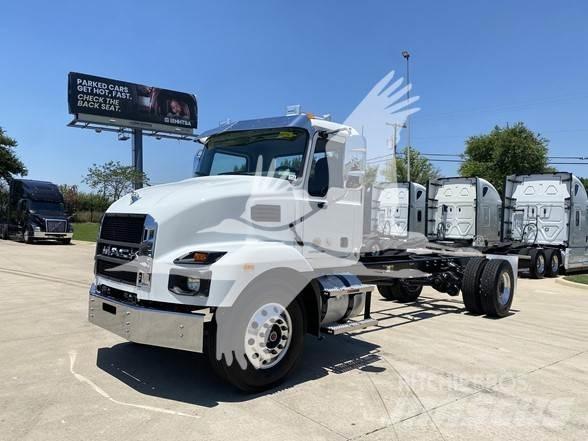 Mack MD7 Çekiciler