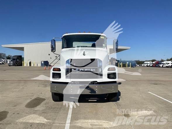 Mack MD7 Çekiciler