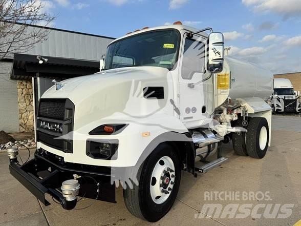 Mack MD7 Tankerli kamyonlar