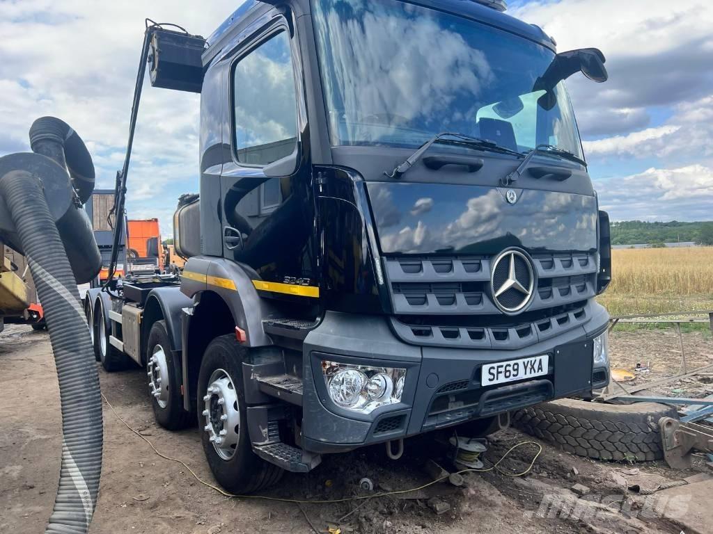 Mercedes-Benz 3240 Vinçli kamyonlar