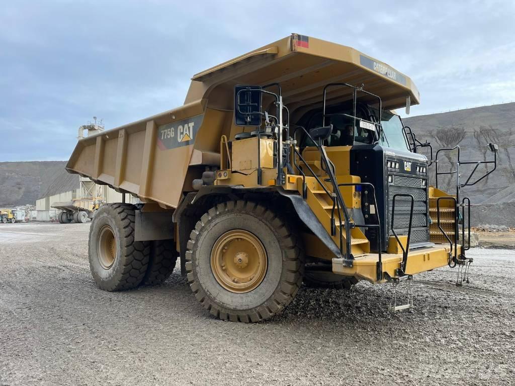 CAT 775G Yol disi kaya kamyonu