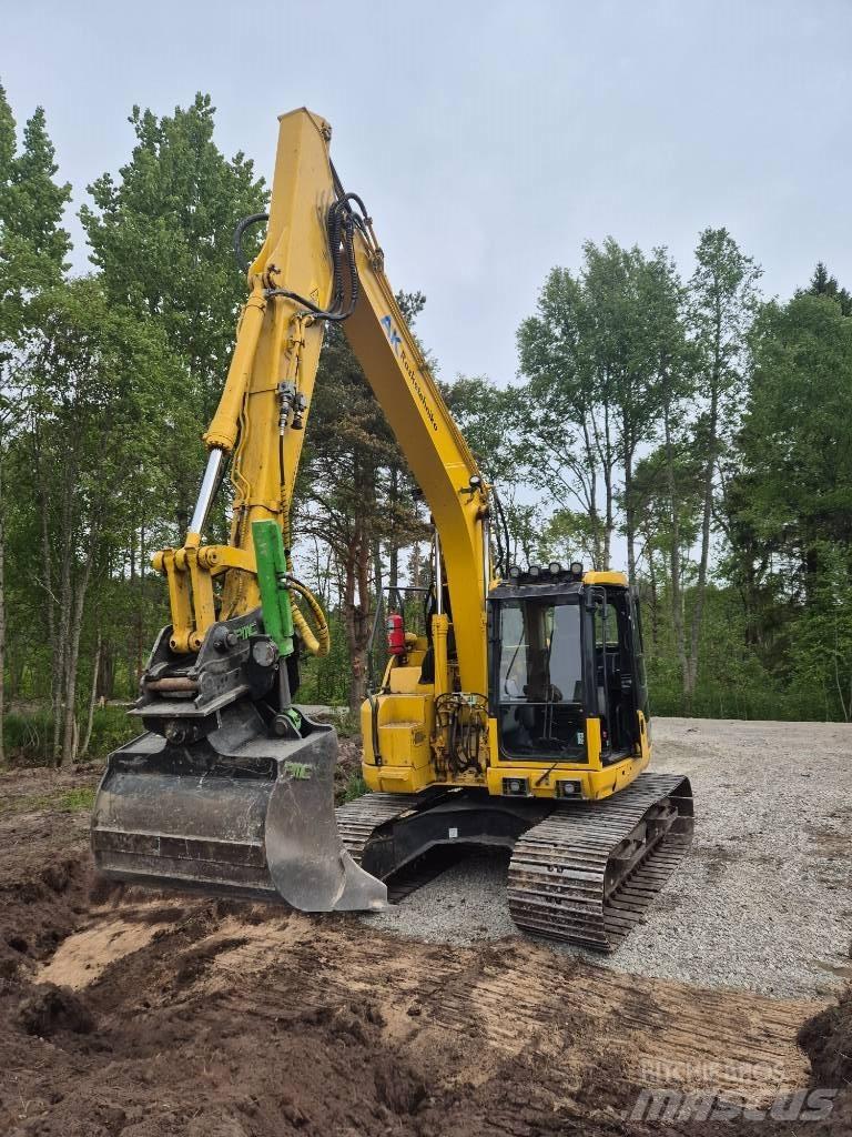 Komatsu PC138US-11E0 Paletli ekskavatörler