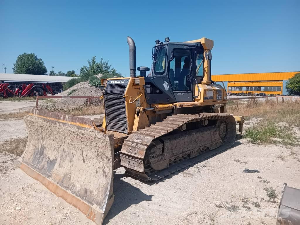 Komatsu D 61 EX-15 Paletli dozerler