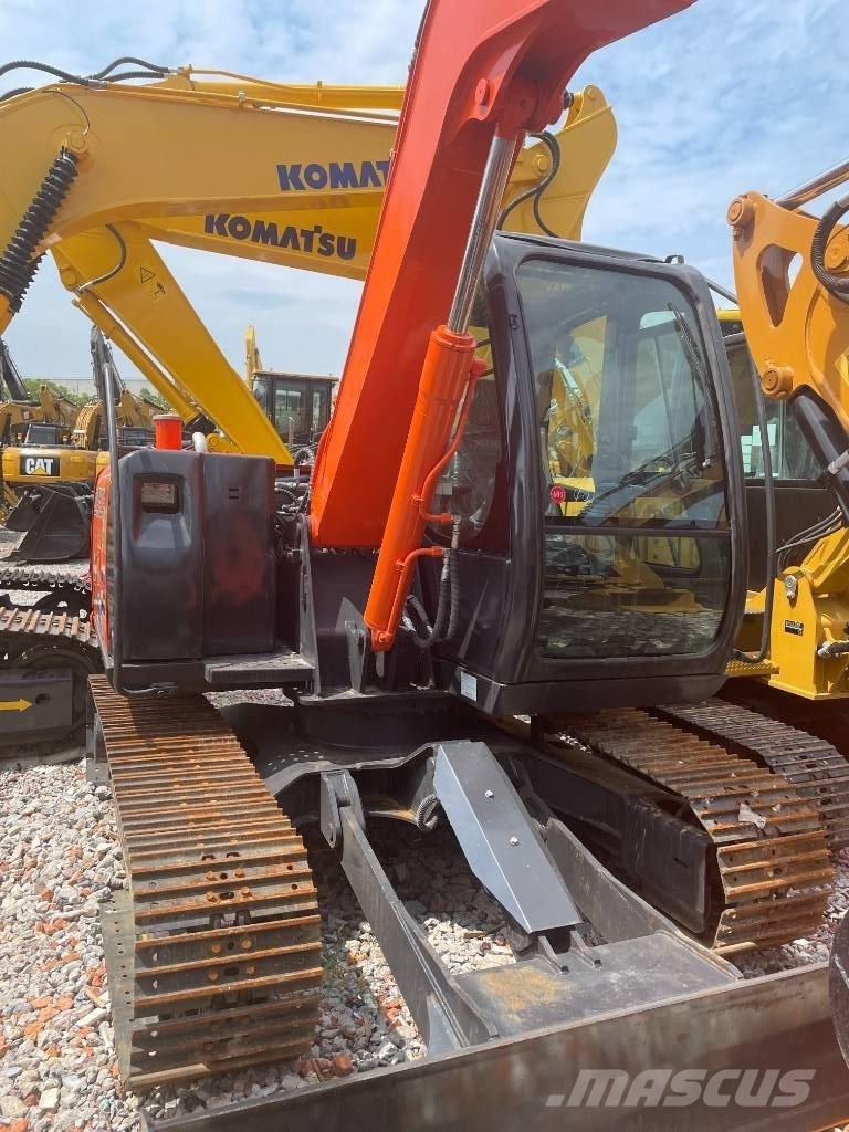 Hitachi ZX 70 Paletli ekskavatörler