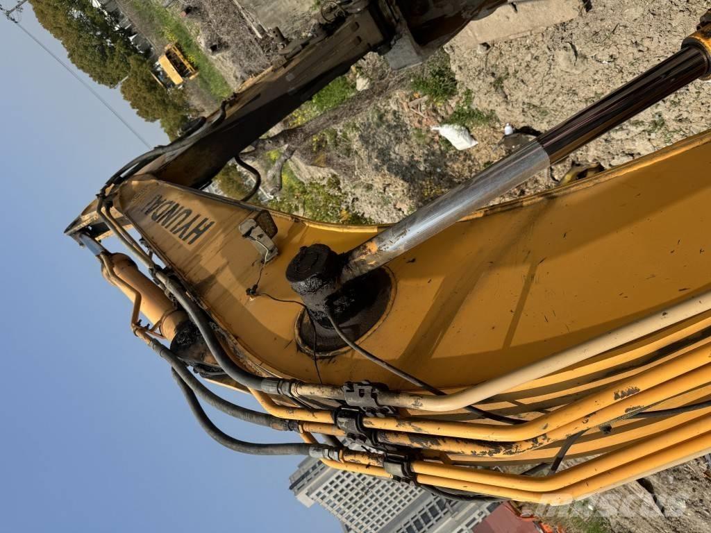 Hyundai R 150 W-9 Lastik tekerli ekskavatörler