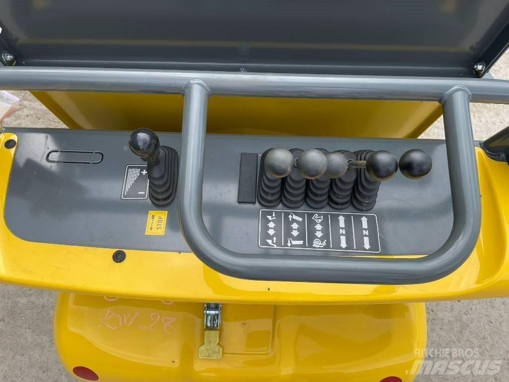 Wacker Neuson DT 08 Belden kirma kamyonlar
