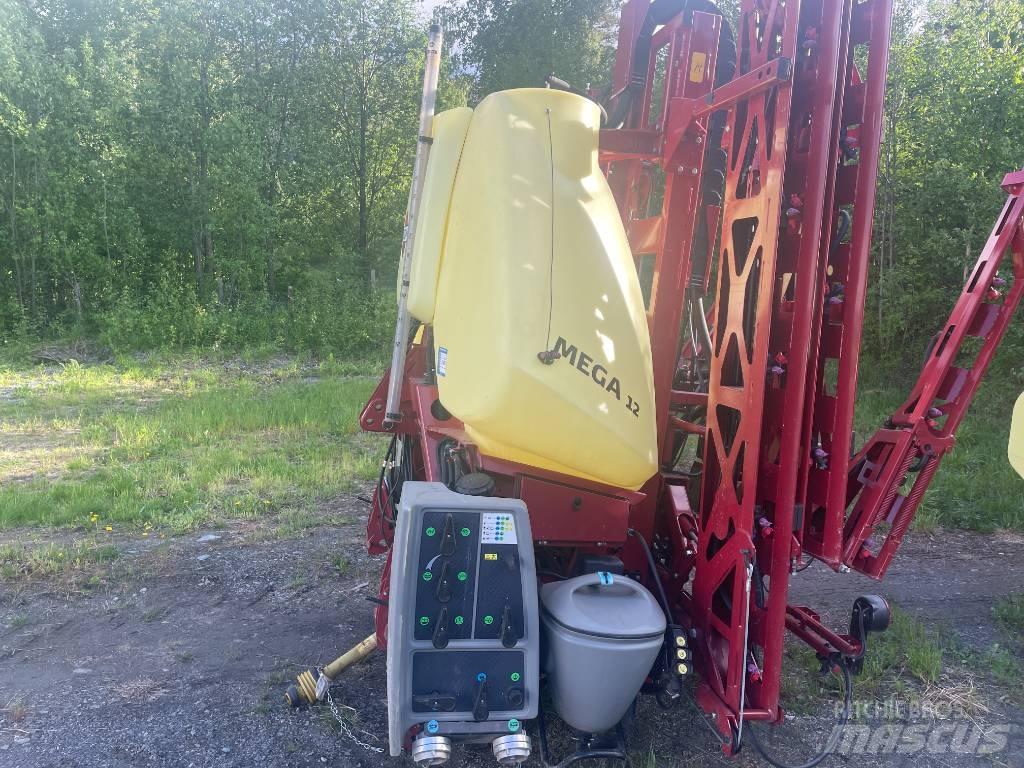 Hardi Mega 12 Monte edilebilir pülverizatörler