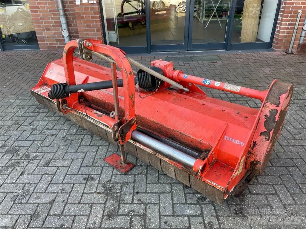 Kuhn VKM280 Diger yol bakim makinalari